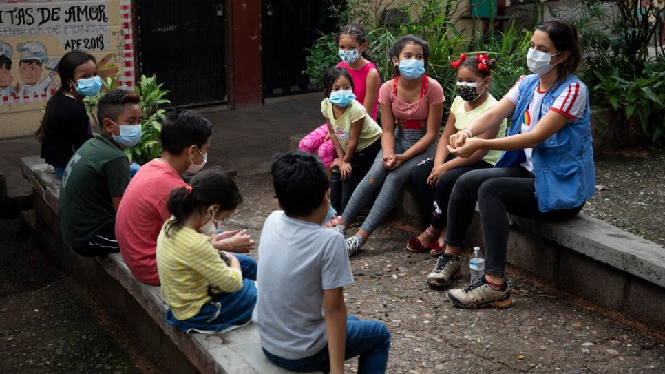 ACNUR ha ayudado a los profesores hondureños que se enfrentan a las amenazas más graves a encontrar seguridad fuera de sus comunidades de origen. © ACNUR/Biel Calderón