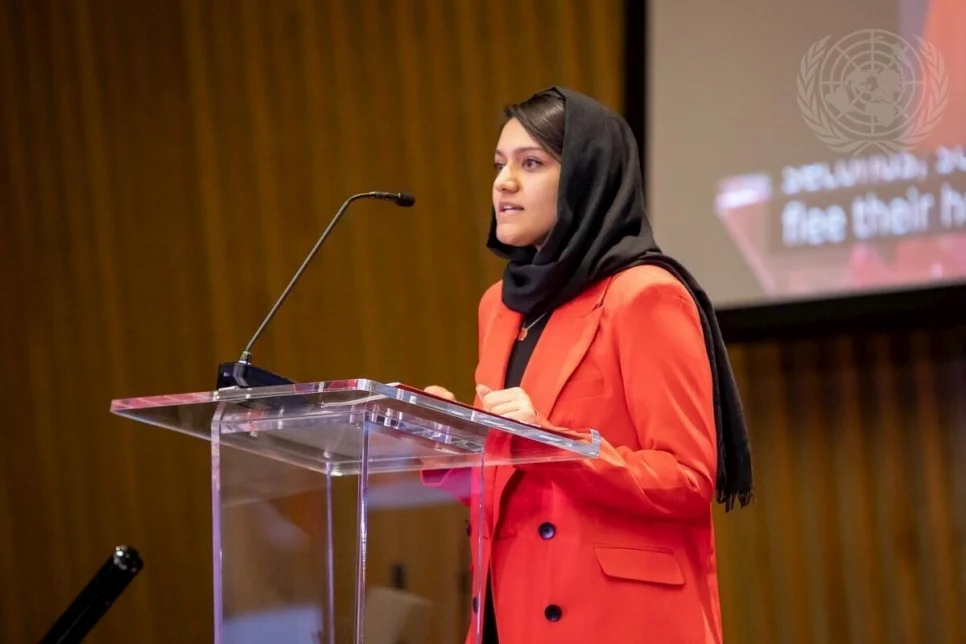 Aisha Khurram emitió un discurso en la Cumbre sobre la Transformación de la educación de la Asamblea General de la ONU, en Nueva York, en septiembre de 2022. © UNESCO