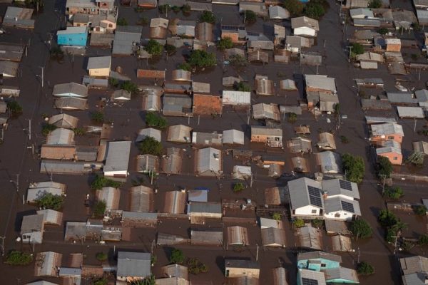 ACNUR ayuda a las personas afectadas por las inundaciones en Brasil