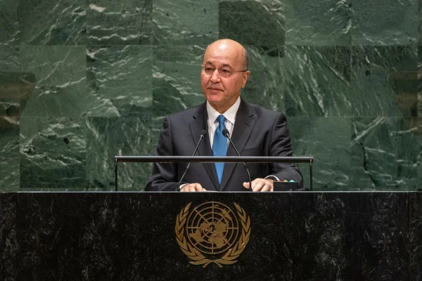 El ex presidente de Irak Barham Salih se dirige a la Asamblea General de la ONU, en Nueva York, en 2019. © UN Photo/Cia Pak