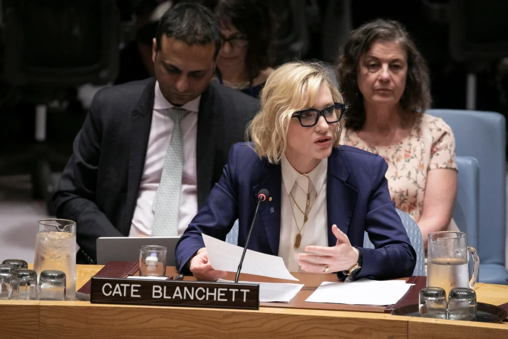 Cate Blanchett se dirige al Consejo de Seguridad de la ONU en Nueva York para hablar de la crisis de los rohingyas en agosto de 2018.© ACNUR/Andrew Kelly