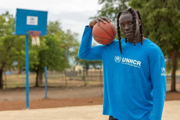 Wenyen Gabriel, exrefugiado y jugador profesional de baloncesto, nombrado Embajador de Buena Voluntad de ACNUR.